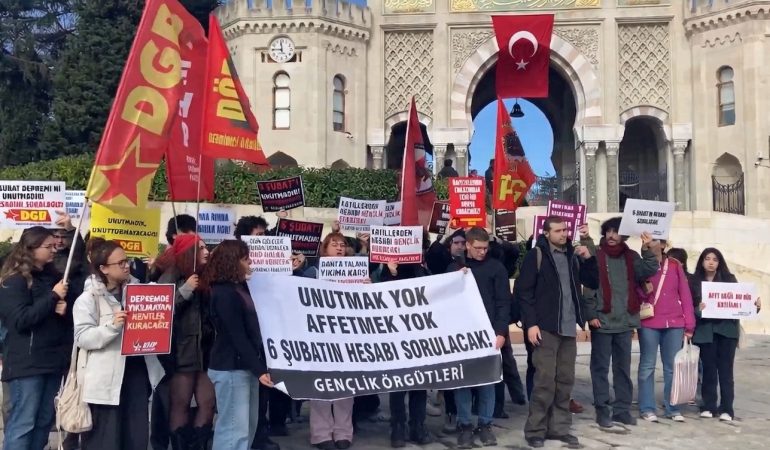 Beyazıt’ta Gençlik Örgütleri: “6 Şubat’ın Sorumluları Hâlâ Hesap Vermedi, Yeni Felaketlere Göz Yumuluyor”