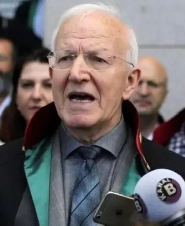 Küçükçekmece Adliyesi’nde Avukat Pekay Salmanoğlu Gözaltına Alındı 3 ibrahim-kaboglu-kimdir-fox-konugu-hukukcu-14594307_9719_amp