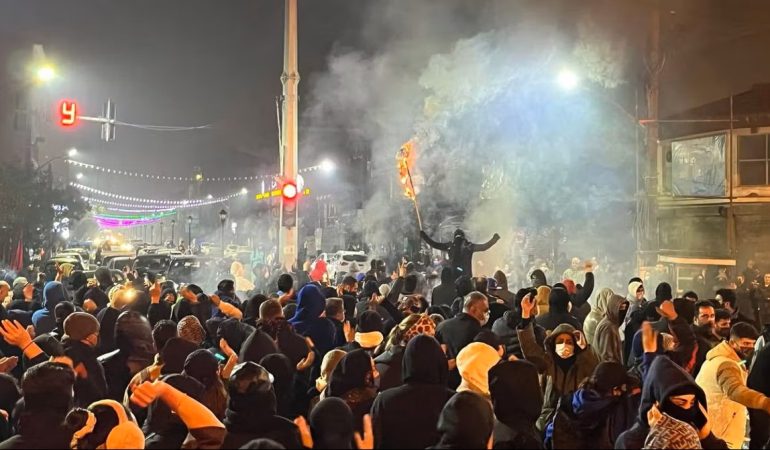İran’da Protestolarda Ölü Sayısı 7 Bin 2’ye Yükseldi