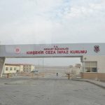 kirsehir-s-tipi-cezaevinde-8-mahpusun-tahliyesi-engellendi