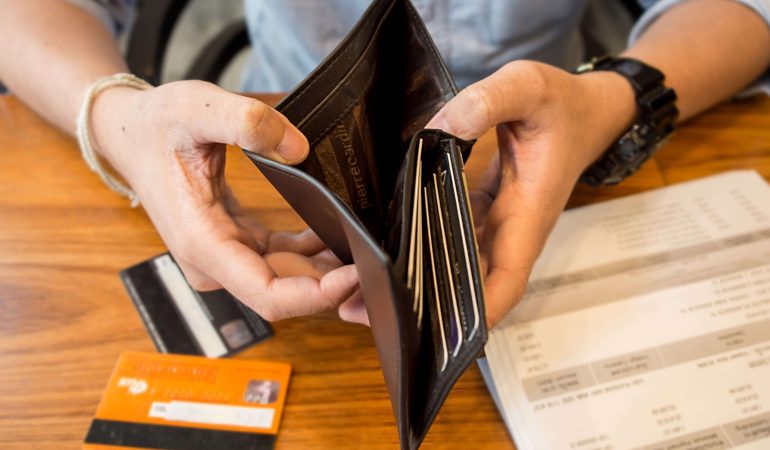 Bireysel Kredi Borçlusu Sayısı 43,6 Milyona Ulaştı: Her İki Kişiden Biri Borçlu