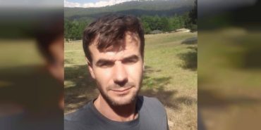 kutahya-da-tomruk-bicme-makinesine-dusen-isci-hayatini-kaybetti-1771342287