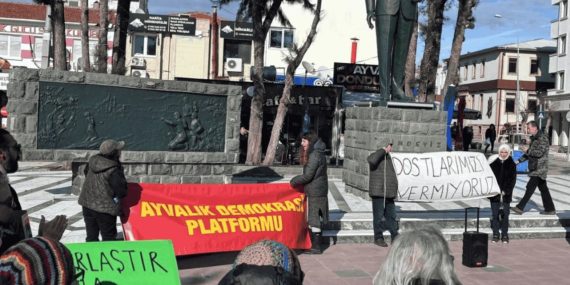 Yaşatacağız Platformu’ndan Ayvalık’ta Sokak Hayvanları İçin Acil Çağrı