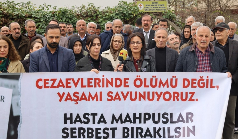 İHD, Ağır Hasta Mahpus Çam için Eş Zamanlı Basın Toplantıları Düzenledi