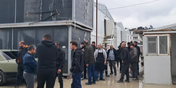 Hatay’da TOKİ Şantiyelerinde Ücret Gaspı: İşçiler Aylardır Maaşlarını Alamıyor