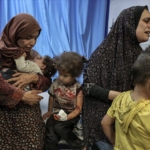 Savaşın 12'inci gününde İsrail'in Gazze'ye saldırıları sürüyor