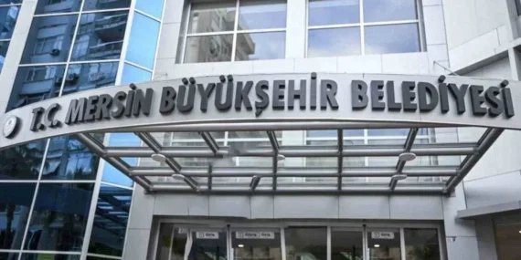 Mersin Büyükşehir Belediyesi’nde Yolsuzluk Soruşturması: 7 Kişi Tutuklandı