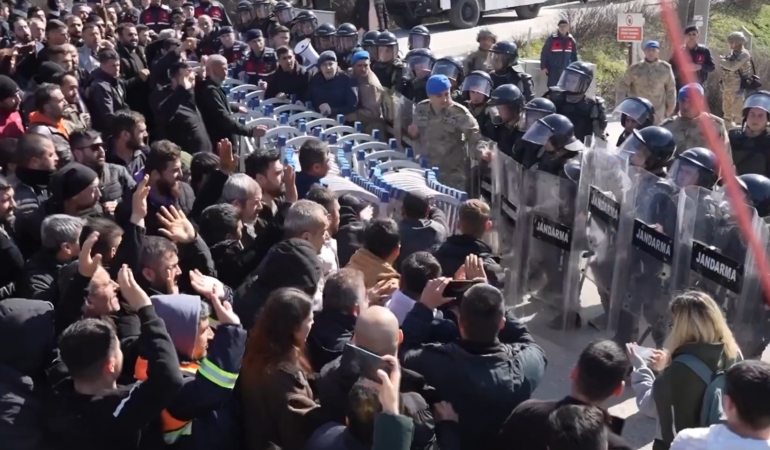 Polyak Madencilik İşçilerinin Direnişine Sendikalardan Destek