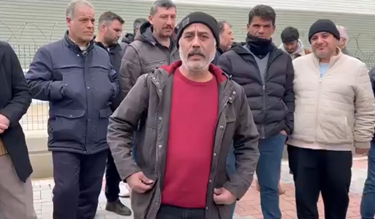 Sırma Halı İşçileri Fabrika Önünde Direnişlerini Sürdürüyor: İşçilerin Çadır Kurmasına Jandarma Engeli