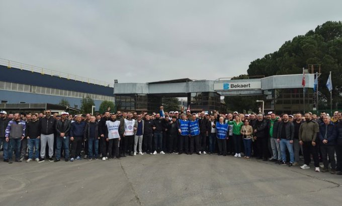 Bekaert Patronu ile Özçelik-İş Sendikası Arasında Toplu Sözleşme Görüşmeleri Tıkandı: İşçiler Greve Çıktı