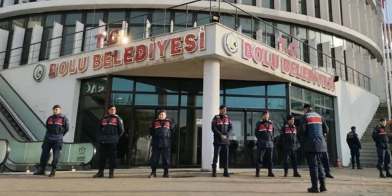 Bolu Belediyesi’nde Gece Yarısı Operasyonu: Başkan Yardımcısı Leyla Beykoz Gözaltında