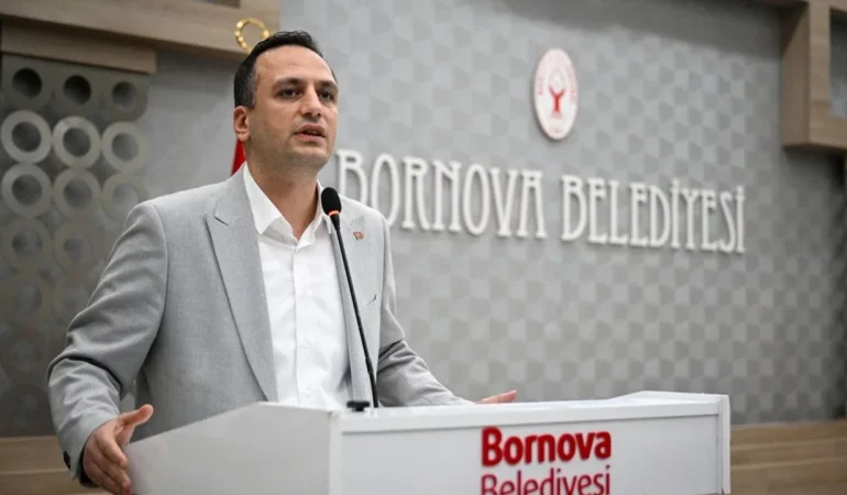Bornova Belediye Başkanı Ömer Eşki ile 3 Görevli Gözaltına Alındı