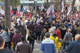 Edremit’te 5 Eğitim Sendikası Okullarda Şiddete Karşı Ortak Eylem Yaptı 10 ÖĞRETMENLERDEN "ŞİDDET" TEPKİSİ: "EKRANDA ŞİDDET İÇEREN DİZİLER DURDURULMALI"