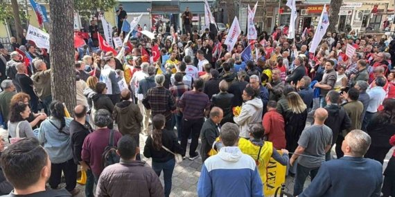 Edremit’te 5 Eğitim Sendikası Okullarda Şiddete Karşı Ortak Eylem Yaptı