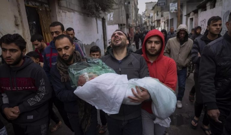 Gazze’de Can Kaybı 72 Bini Aştı: Binlerce Kişi Enkaz Altında