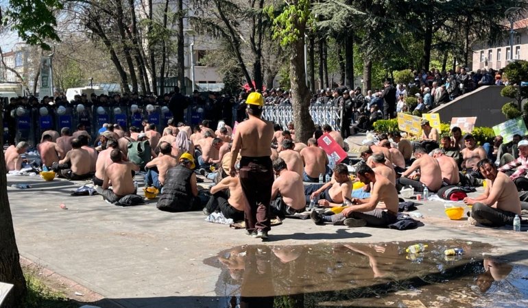 İstanbul Barosu’ndan Madenci Direnişine Destek: Avukatlar Ankara Yolunda