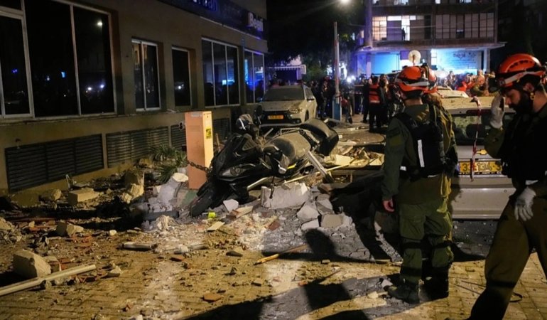 ABD/İsrail Saldırıları ve İran Misillemeleri Sürüyor