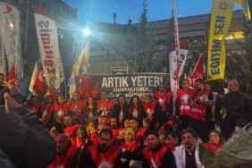 Öğretmenler, Milli Eğitim Bakanlığı Önünde Yaşam Nöbeti Başlattı 4 yaşam nöbeti