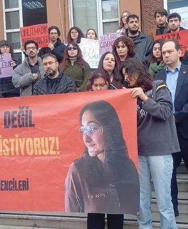 Zeren Ertaş Davasında Kamu Görevlilerine Beraat: 'Devlet Kızımın Canını Aldı' 3 zeren-ertas-davasi-beraat-karari