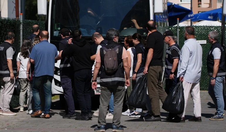 Ege Üniversitesi’nde Operasyon: 150 Araç ve 49 Taşınmaza El Konuldu