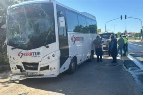 Kırşehir’de İşçi Servisleri Çarpıştı: 42 İşçi Yaralandı 5 işçi servisi- kırşehir