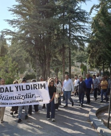 Erdal Yıldırım Katledilişinin 31. Yılında Mezarı Başında Anıldı 4 erdal yıldırım