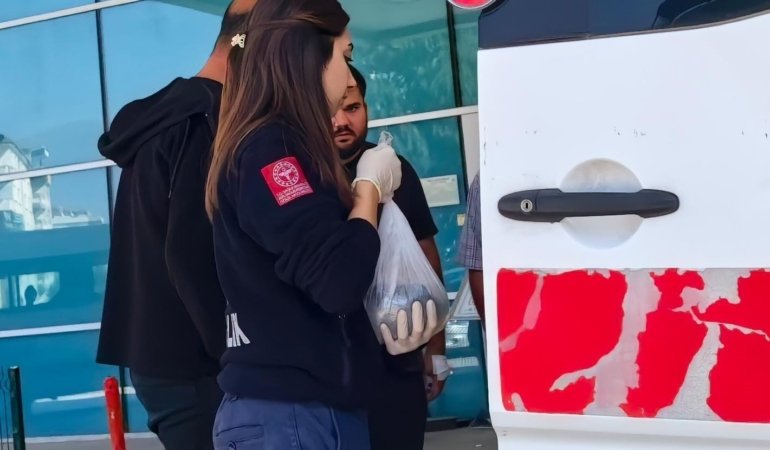 KOPAN PARMAĞINI BUZ TORBASIYLA TAŞIDILAR