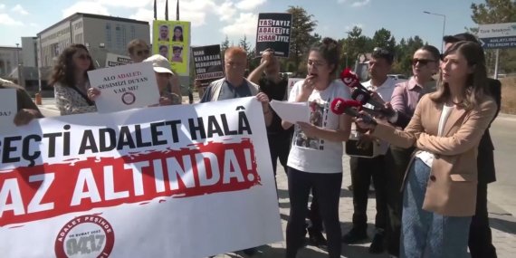 Adalet Peşinde Aileleri Platformu’ndan Yargıtay Önünde Açıklama