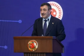 Cumhurbaşkanı Yardımcısı Cevdet Yılmaz: Hukuki Aşama İçin Silah Bırakma Teyidi Şart 5 cevdet yılmaz