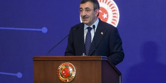 Cumhurbaşkanı Yardımcısı Cevdet Yılmaz: Hukuki Aşama İçin Silah Bırakma Teyidi Şart