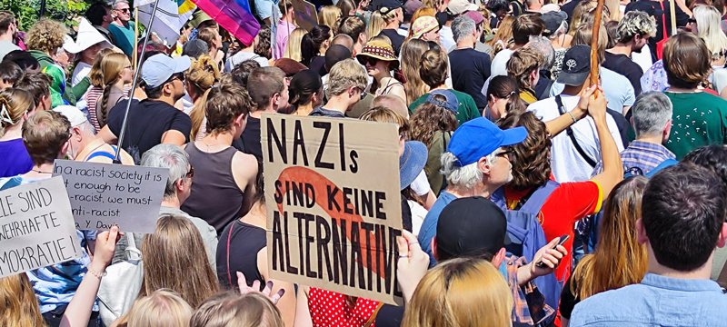 Saksonya-Anhalt Seçimlerinde Proto-faşist AfD Birinci Oldu 4 kimlik siyaseti irkciliga goturdu