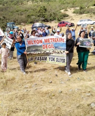 Uşak'ta Köylülerden Maden Sahalarına Karşı Ortak Tepki 9 maden-bagbasi-eylem-5