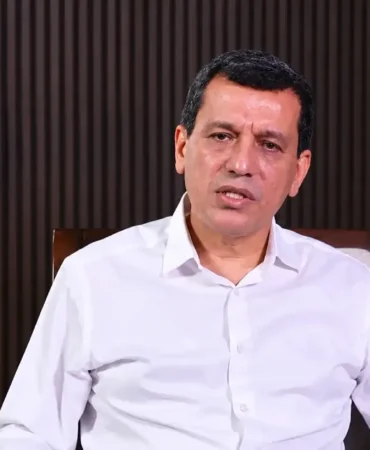 Mazlum Abdi’den Kürtçe Eğitim Çağrısı: Çocuklarınızı Kürtçe Müfredat Uygulayan Okullara Gönderin 7 mazlum-abdiden-rojavadaki-ailelere-cagri-cocuklarinizi-kurtce-okullara-gonderin