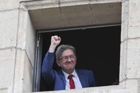 Fransa'nın Cumhurbaşkanı Adayı Mêlenchon: 'Aşırı Sol Gruplar Değil, Asıl Tehdit Netanyahu' 4 France Insoumise Paris election evening at Rotonde Stalingrad Jean Luc Melenchon NEWS 2nd round of legislative elections