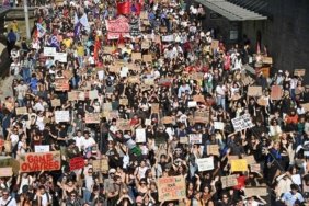 Almanya’da Gençler 28 Kentte Sokağa Çıkıyor: Eğitim ve Sosyal Kesintiler, Hayat Pahalılığı ve Zorunlu Askerlik Protesto Edilecek 20 gen7r