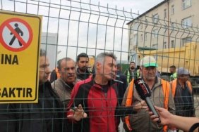 Kayseri Kartal Kavşağı Projesi'nde Yaklaşık 100 İşçi İş Bıraktı 4 kayseri-de-2-aydir-maas-alamadigini-iddia-ede-20383321_amp