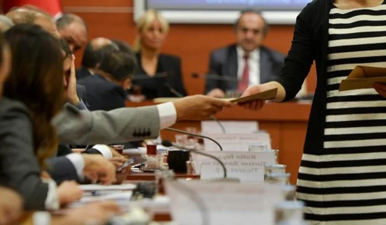 Özelleştirme İdaresi 4 İldeki 5 Taşınmazı Satışa Çıkarıyor
